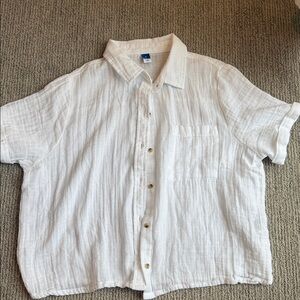 Women’s button up shirt